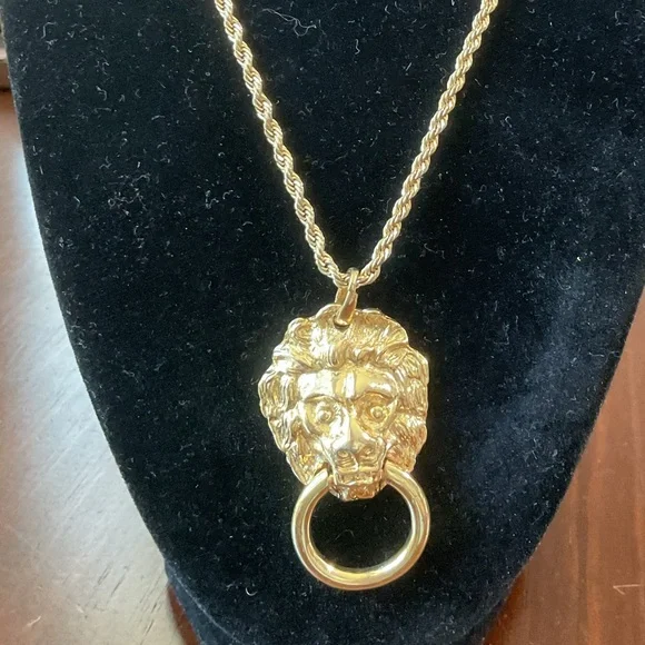 KJL Kenneth J Lane Lion Head Door Knocker Gold Tone Long Necklace 33.5” - Picture 4 of 10